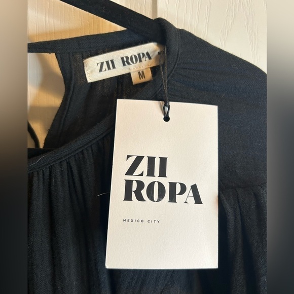 🖤”Zii Ropa” Nella Flowy Black Maxi Dress w/ 3/4 Sleeves and Tie-Back Size M 🖤 - Picture 3 of 11